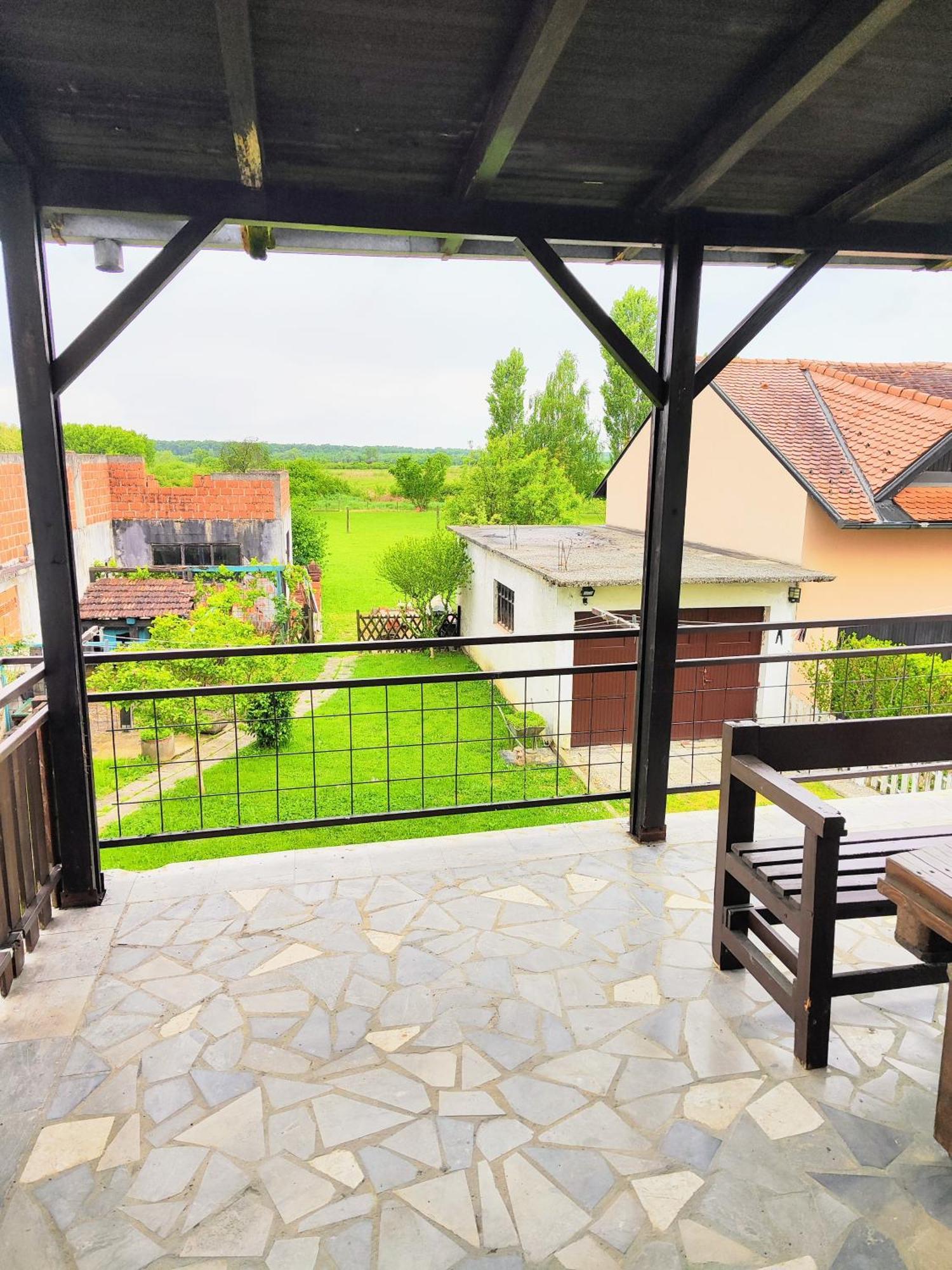 Ruhige Unterkunft Sesvete Exterior foto